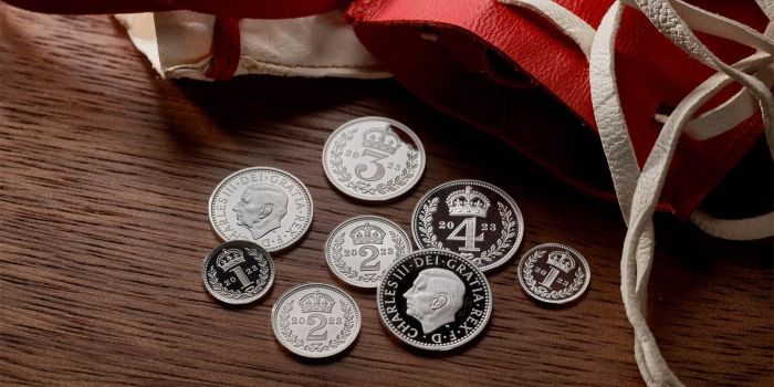 Almužní mince ve Velké Británii.